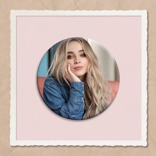 Sabrina Carpenter character pins tinplate badge, perfect for fans, clothes, bags, hats, and DIY decoration